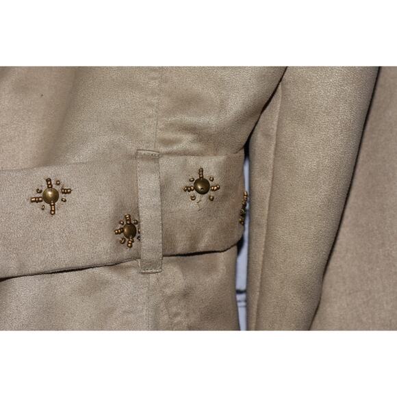 VINTAGE COLLECTION Designer Studded Cape Belted Faux Suede Jacket Size Large - Picture 7 of 15